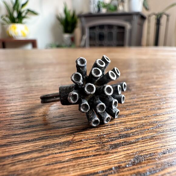 Brutalist Biomorphic Upcycled Ring Tentacle Sea Anemone Ring Size 6 Adjustable - Picture 12 of 13
